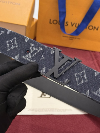 Louis Vuitton Initiales Monogram Denim belt-855